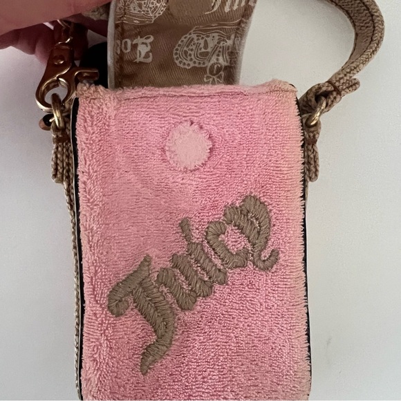 Juicy Couture Cellphone Holder - Picture 3 of 4